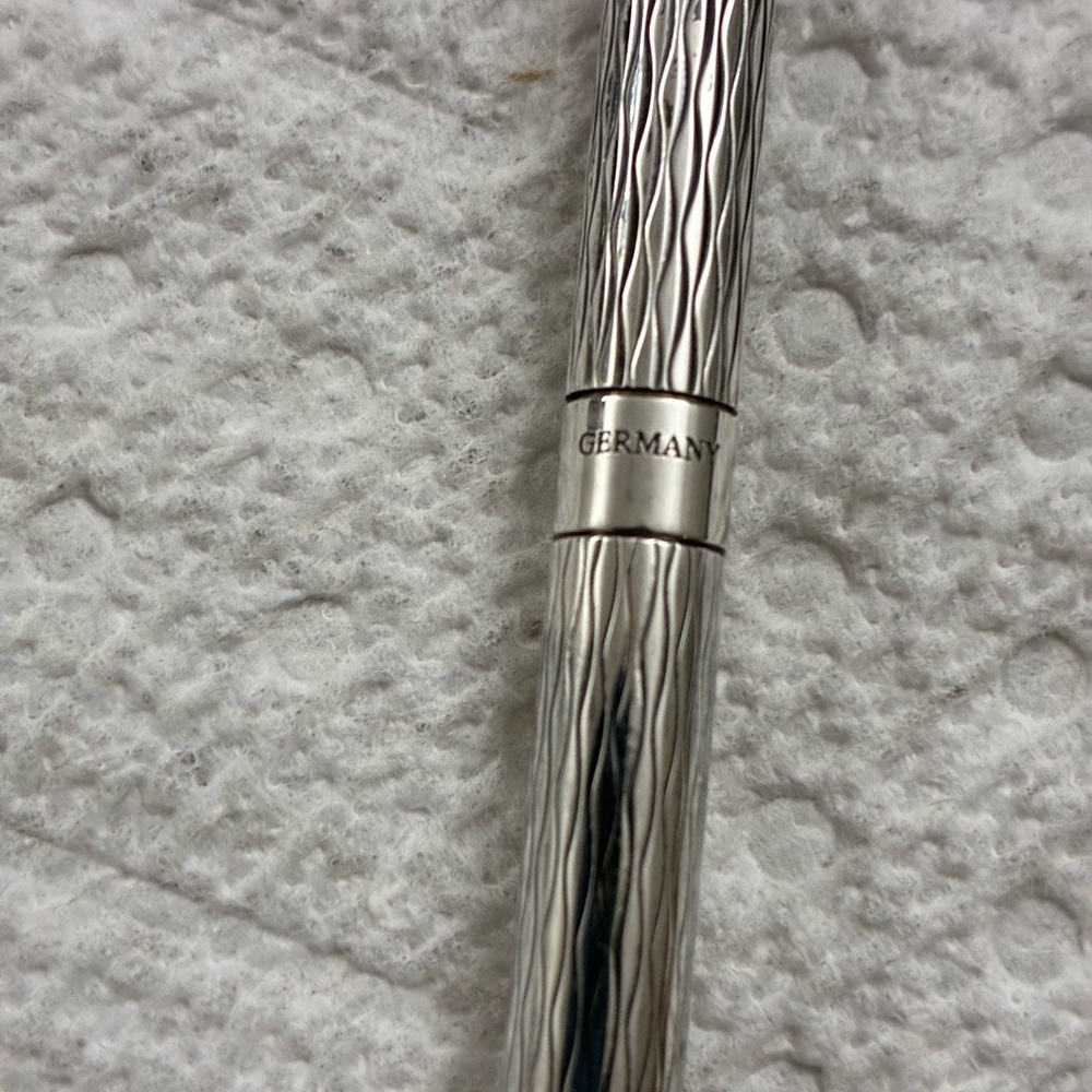 Tiffany Textured Lady Pen
